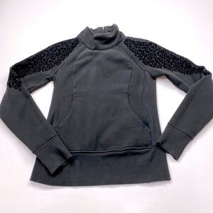 Lululemon Floral Flock Pullover Fleece Sweatshirt Size 2